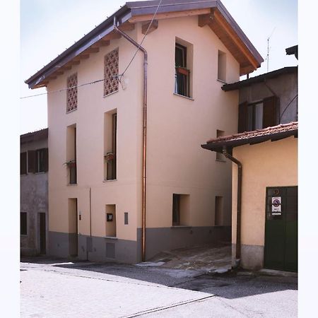 Al Salto Del Gatto Bed & Breakfast Schianno Exterior foto